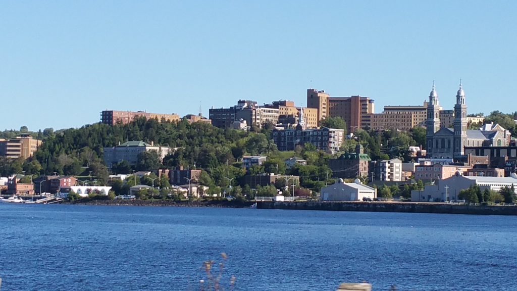 CHICOUTIMI, AU CŒUR DE SAGUENAY Guide GQ